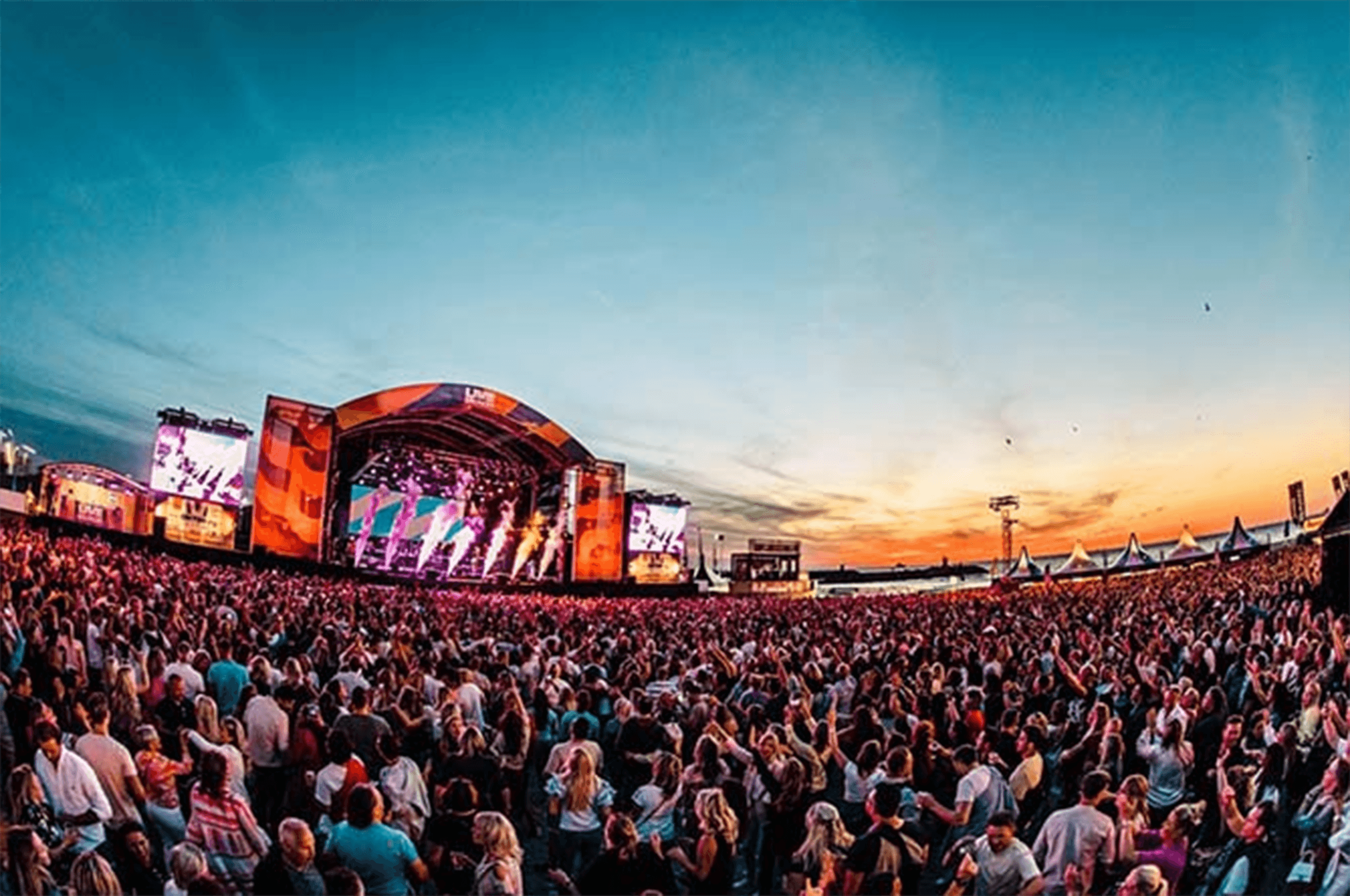 Het Grootste Zomerfeest van Nederland | Arrangement Strandclub Aloha